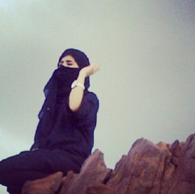 ₰♬: لغة ﺎلاحترام ، لم تعد حروفها مفهومہ ، البعض يفسرها حُب و الآخر يظنها مصلحہ..!

ⅅᎯℳℳᎯℳ