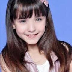 oi galerinha do twiteer sou a lari , pra quem nao me conhece sou larissa manuela