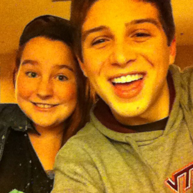 itstylerlayne's profile picture. justin bieber? one direction? no.. Its tyler layne .