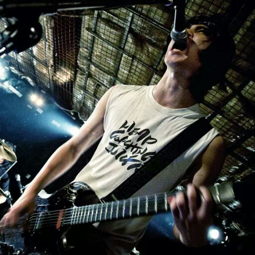 komeTxBxC's profile picture. beat break screamer
gt/vo
2017年6月7日1st single'Labin ct'発売。