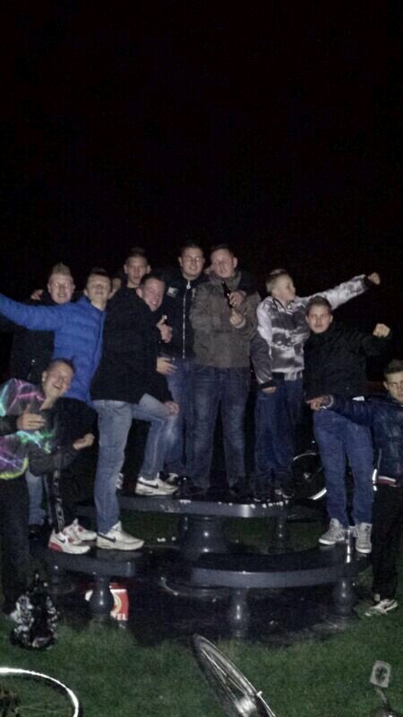 16 ll Feyenoord || You'll never walke alone || Hoogkarspel || #teambierbuik w\ @dekkerdemian