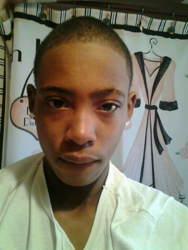 I'M ALL ABOUT MONEY AND LOYALTY IS EVEYTHING SO GUESS WHATT IM BOUT TO GET MY GIRL A DIAMOND RING