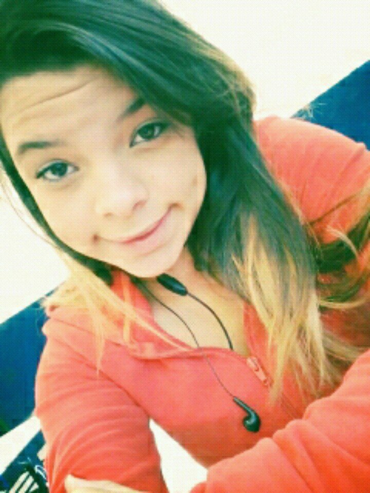 what's (11) 81879416  chama la