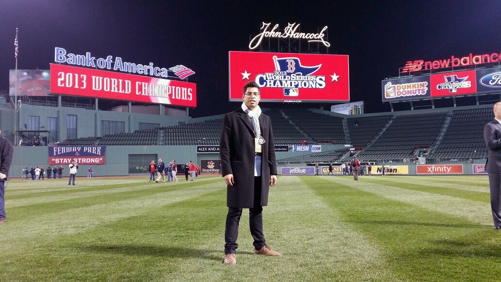 Soccer enthusiast, Chelsea Fc supporter, LA Lakers, Los Angeles Dodgers, My passion is my family. A strong supporter of equality @FoxDeportes