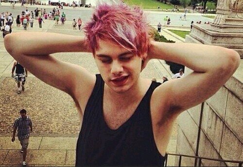♡.. Strong like Demi ..♡ O M A M ♡ @Karli1D ♡ @brimjar ~ 07.06.13. 3/3 m u s k a t e e r s
