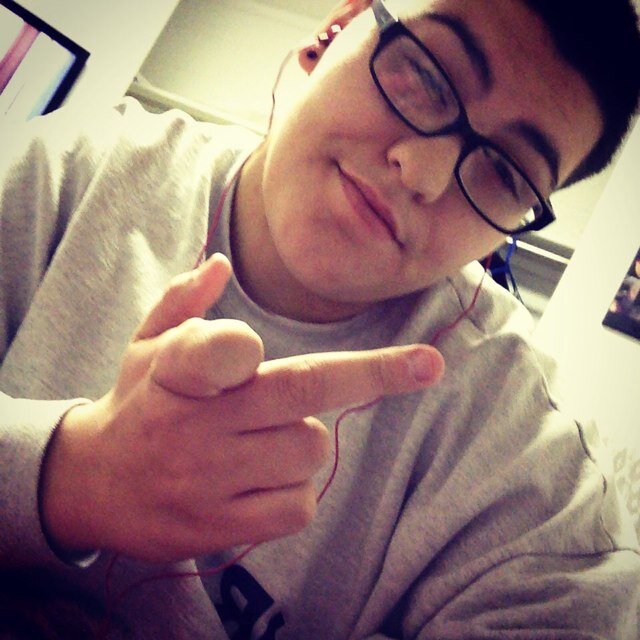 Livin Life By Romans 8:18 LessBeHonest NeverShowinWeakness NuttySidee; Fresno, Cali