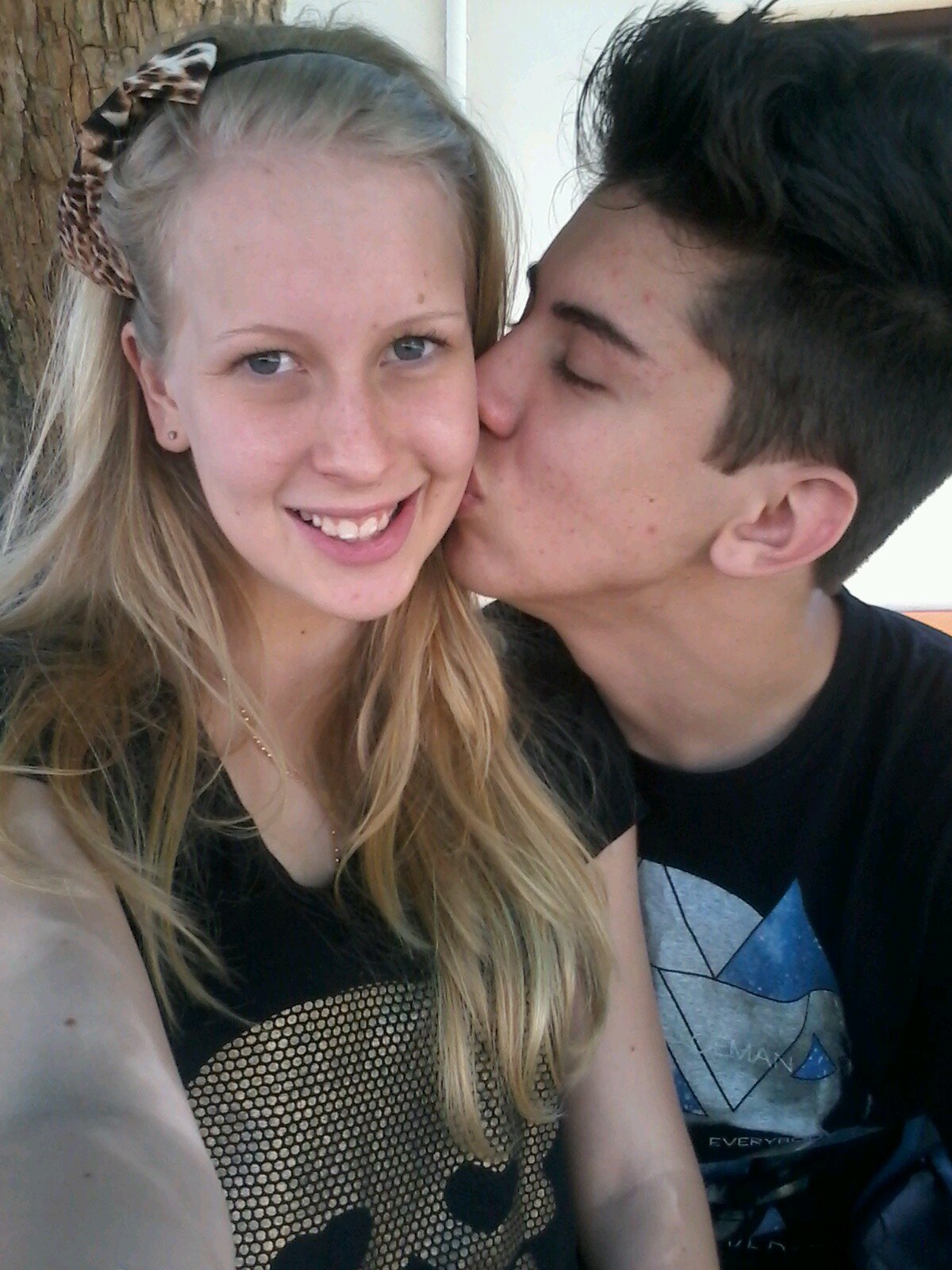 Eu não preciso te olhar pra te ter em meu mundo, porque aonde quer que eu vá, você está em tudo Tudo, tudo que eu preciso Te vivo... @mattheusmelloo Te amo amor