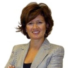 Tıp doktoru, bağcı, balıkçı  ve sarap ureticisi ilkeli bir kadın
