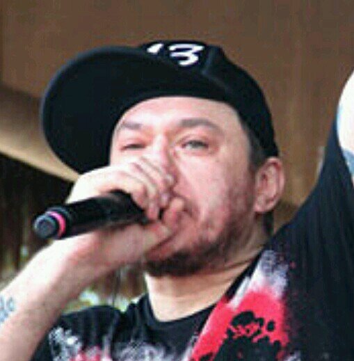 vamos viver nossos sonhos, temos tão pouco tempo.