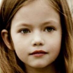 Hi! I'm Mackenzie Foy! I am 10 years old! i am very Shy but once i meet friends i wont be shy no more. also meet my mommy @StewQueenKris #Human #Adopted