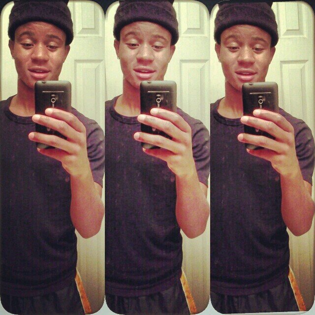 Follow Me ill follow Back . (Green)