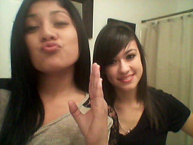 PrincesssJess_'s profile picture. 17 | Senior | Seqouia highschool | Singlee ♥. F o l l o w  M e