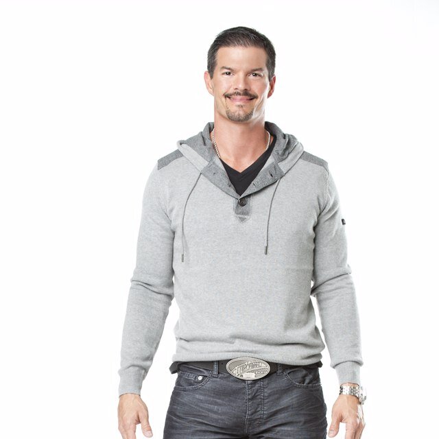 RhondaNJerryFlo's profile picture. With 65lbs of weight loss each and combined loss of 130lbs we have taken our story & turned it into a wealth of success. Contact rhondaflowers2001@yahoo