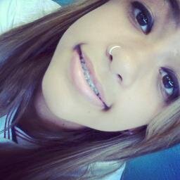 MEU BEIJO É IGUAL MACONHA' QUEM GOSTA GOSTA, QUEM NAO GOSTA NAO CONHECE *--*