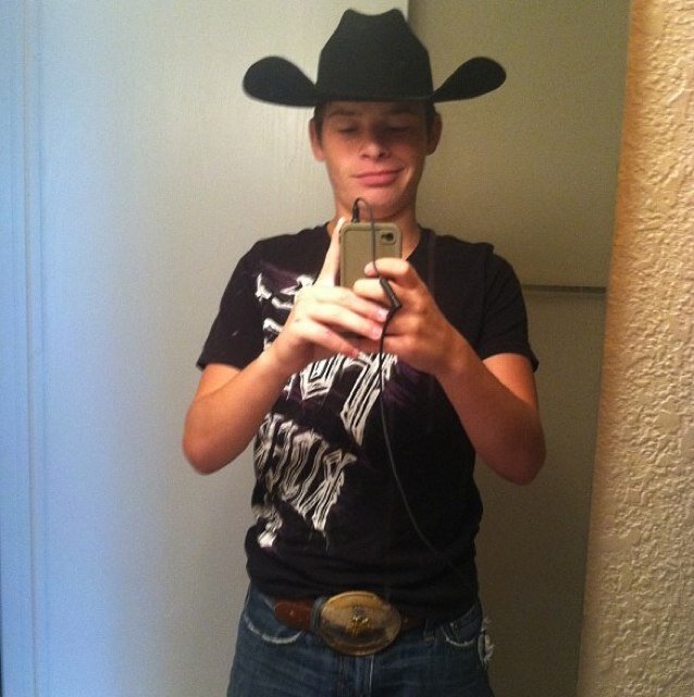 Kik:REDNECK5_8
Instagram:REDNECKWHITEBOY
SHS number 55 ML One badass moter fuckin REDNECK