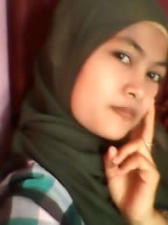 oktaanggraini8's profile picture. hidup itu bukan untuk berpacaran aja hidupku untuk keluarga dan allah 
pin:7D73BC6B