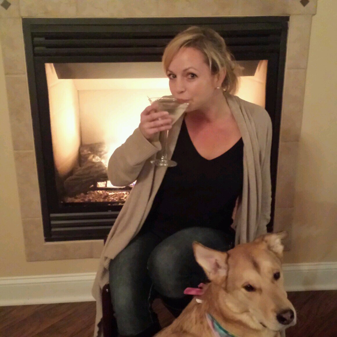 shanallan1's profile picture. Livin the dream...with a perfectly chilled martini, of course!