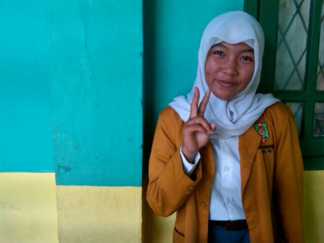 Smkmuh2|Grde.XI | 28-september-1996|singLee| 
 mention just polback;;)