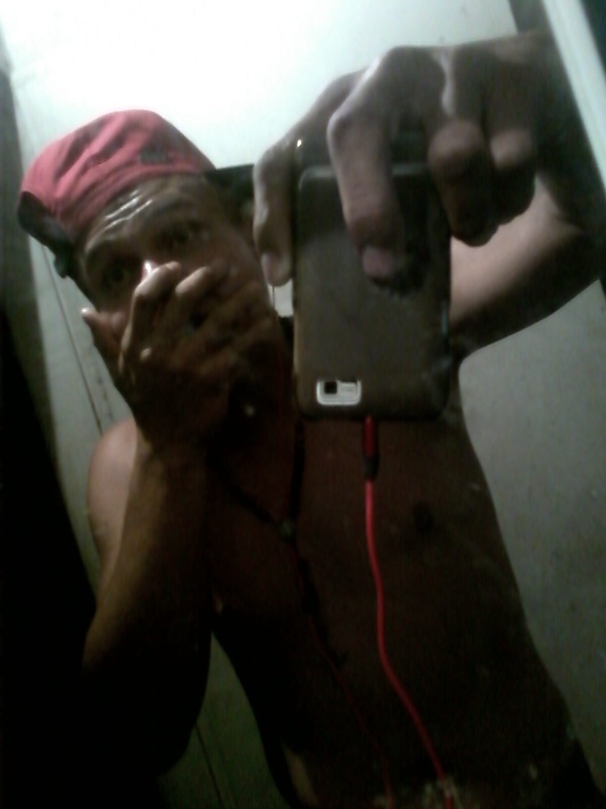As piores locuras sao as mais sensatas alegrias o que eu fiz deixe de herança para aqueles que sonha ser como eu loukos mais porém feliz: BOB MARLEY
