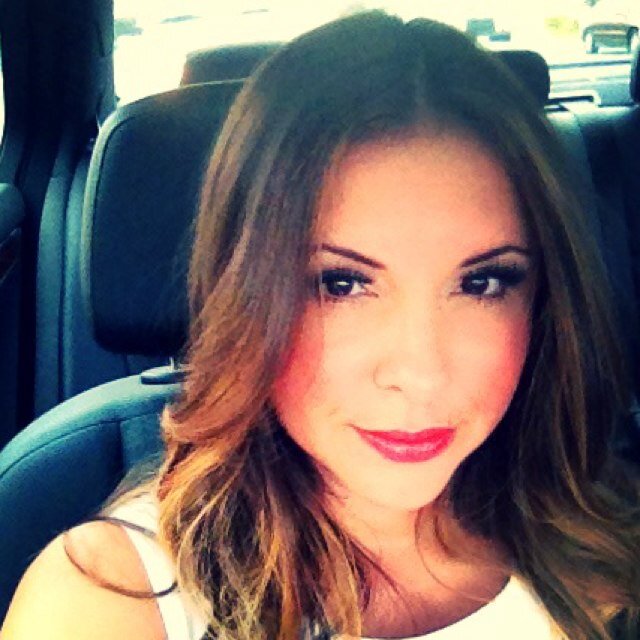 shellyvett's profile picture. 