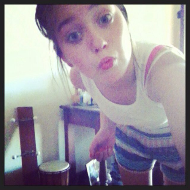 Taya_raine's profile picture. 