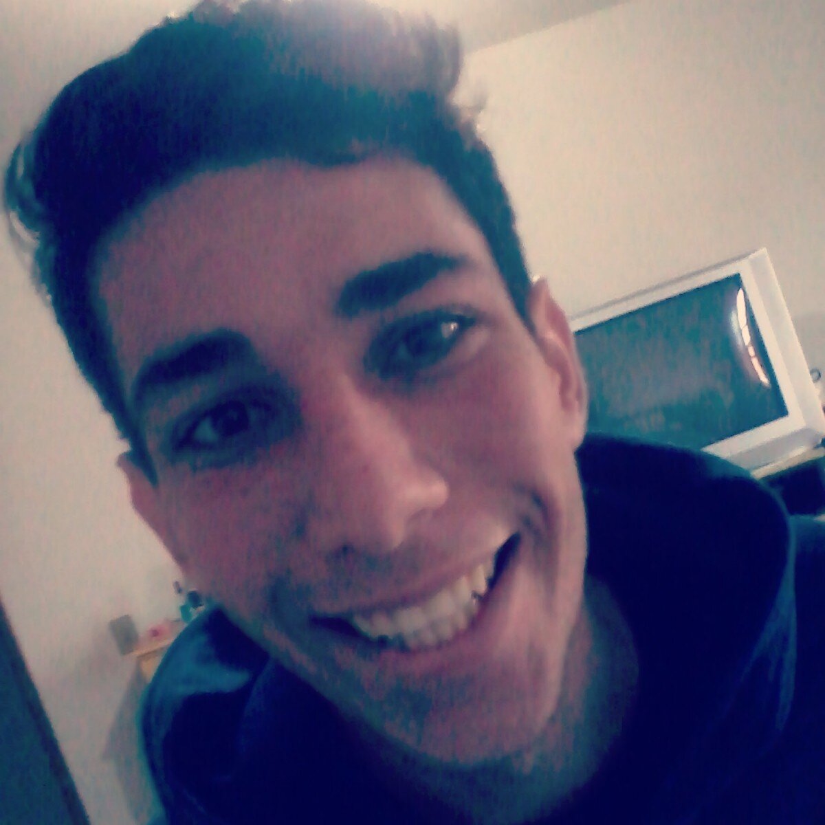 http://t.co/9V1I8EmY7a