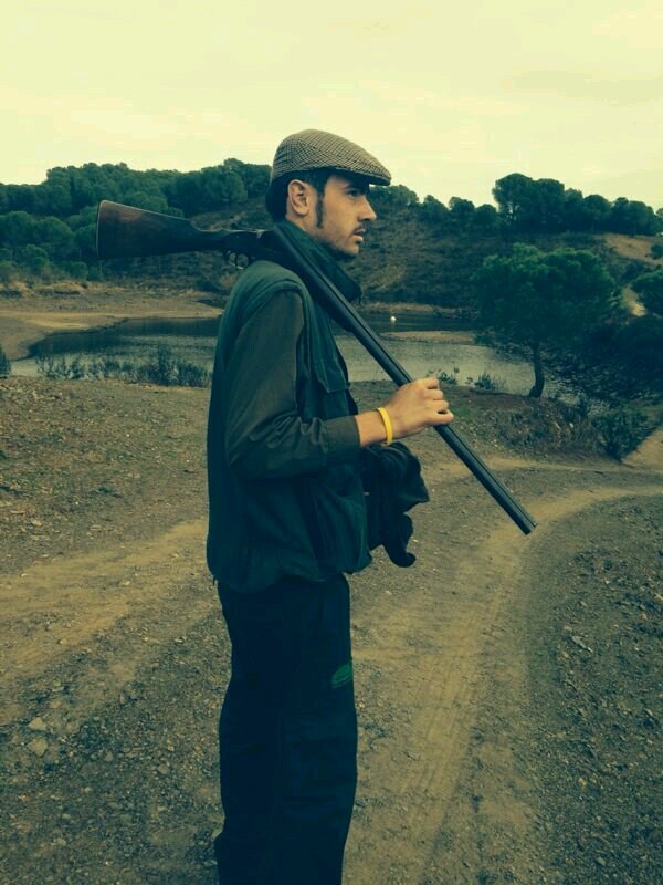 Atleta de medio maratón, estudiante de educación social y sevillista por los 4 costaos!!!