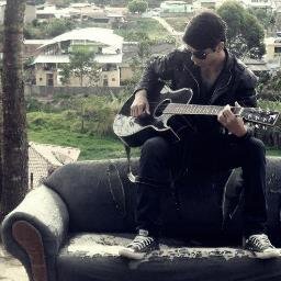 ☮ Deixe a música fluir pelo seu pensamento, eleve-se a beleza de viver esse momento e nada mais, nada mais...(Luan Rabelo) ♫♪♫♪