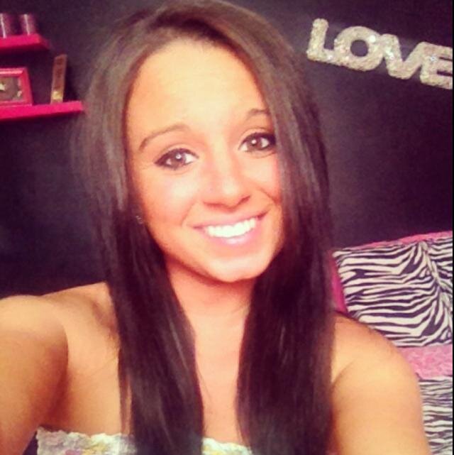 Small town girl with big city dreams.