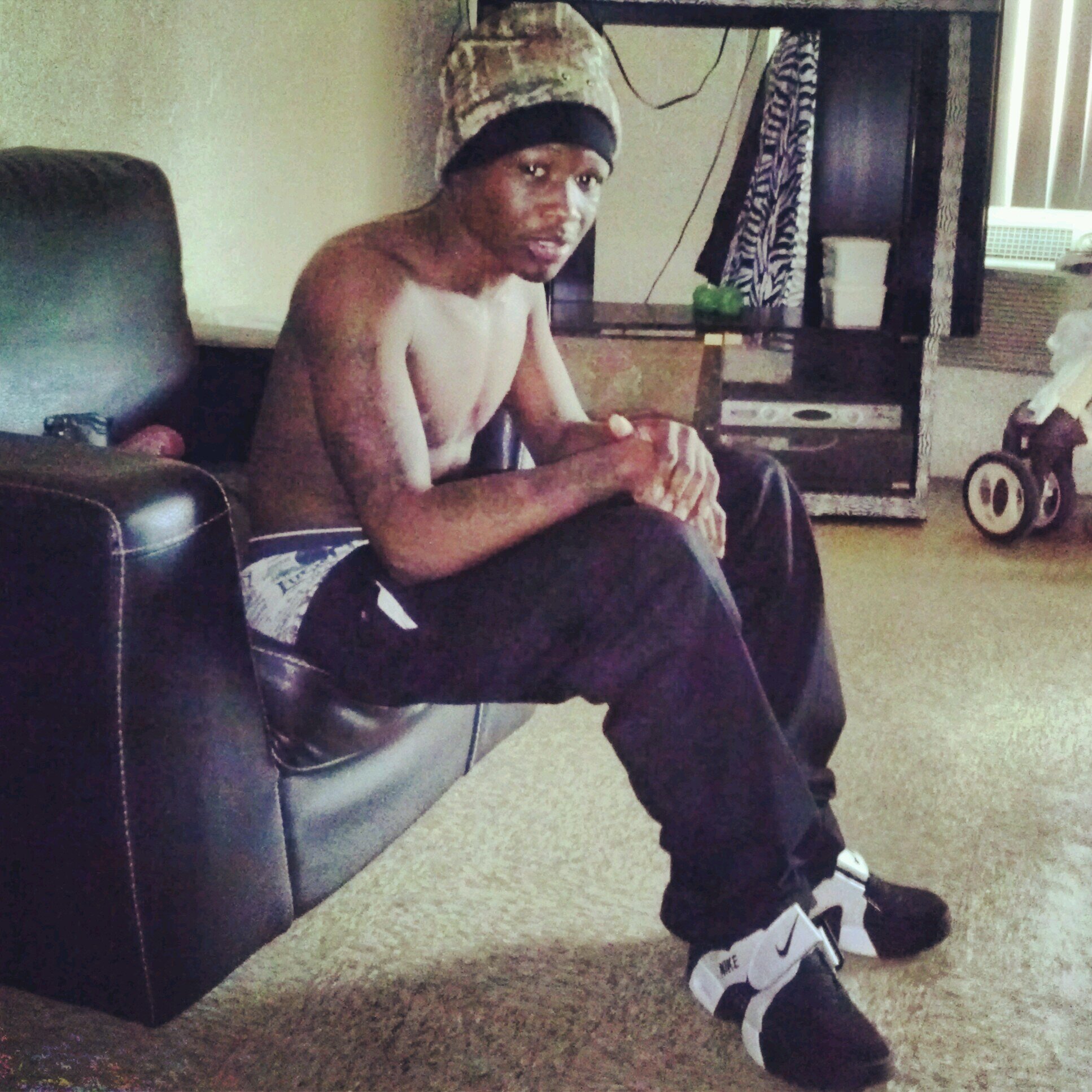 I'm shedding blood behind dis #PCE #BBG