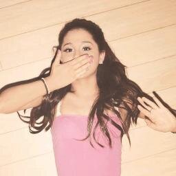 Ariana's attached to my heart. ♡ FOLLOW @DobrevaRoden