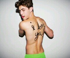 franciscoedgdr's profile picture. -Le persone tornano sempre. 
- Si. A cagare il cazzo.