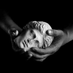 CATHDELAXROUSSE's profile picture. Professionnelle de la com (double diplôme master 2 info com : off line en 96 et on line en 16 !). En mode digital, curieuse de tout !