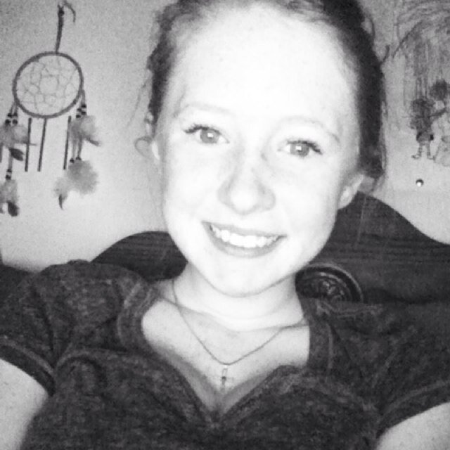 A_nicole8498's profile picture. 