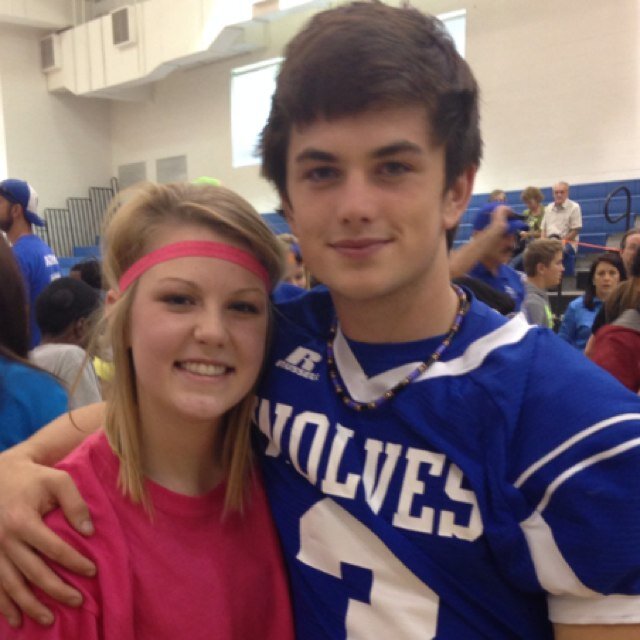 DateTim's profile picture. Help us get @sarah_andrews12 to date @TimLL! RT and spread the word!