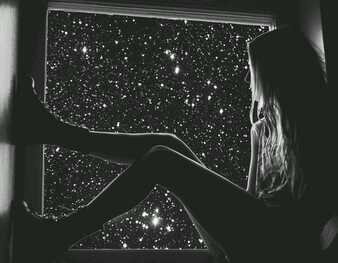 GritosYSoledad's profile picture. No se a donde voy, ni de donde vengo.              Chica suicida.