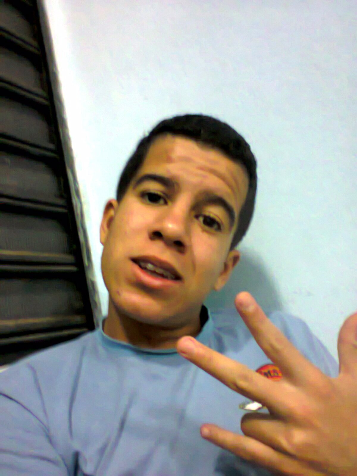 só uma pessoa legal num trabalho só estudo não tenho filhos...
