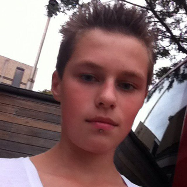 Hello cutie, ook nu hebben we gezien dat ook als we alle twee zeggen dat het beter is we niet zonder elkaar kunnen je blijft mn broertje ik hou van je kusjes