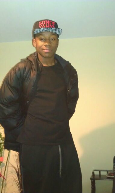 UK rap artist to contact me headbangingmusichbm@gmail.com or 07952408162