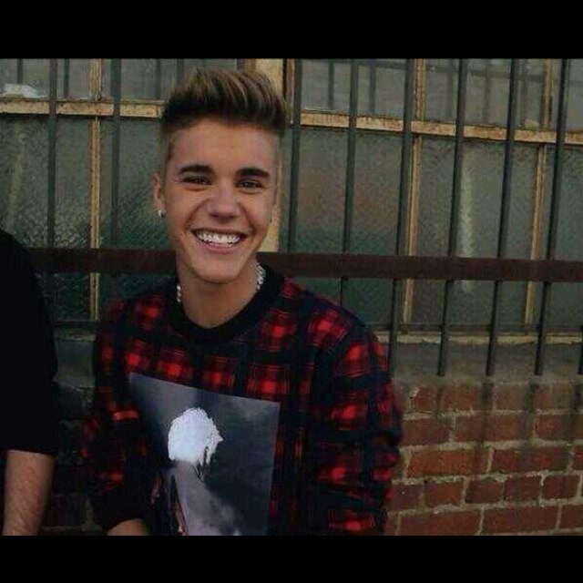 Cause everything start from something, something would be nothing, nothing If your heart didn't dream with me.♡ - Justin Bieber