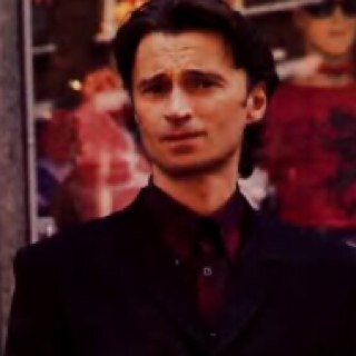 Just a 17 year old scotish spinner whose lost his father. Fan of magic. The magician of the school and wealthy teen.