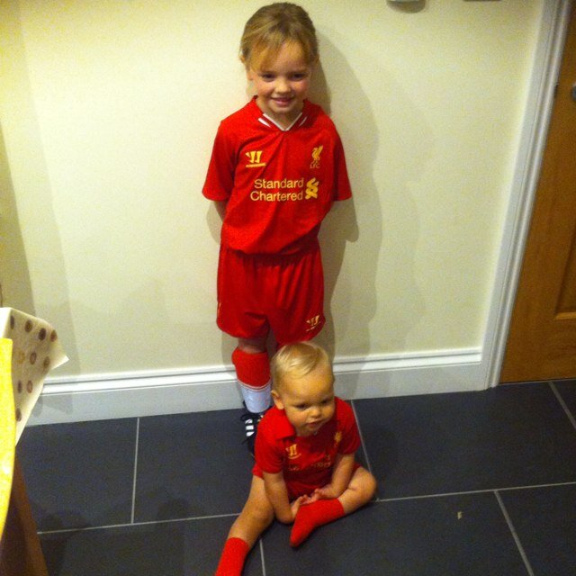 just living the dream!!!(honest) LFC Fan two amazing kids,one SD,the wife and Rosie the dog of course!!!!!