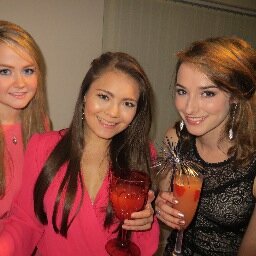 _annalewis_'s profile picture. 