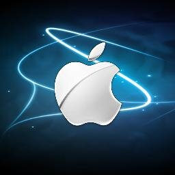 loves technology, loves apple, loves the color green, loves chocolate