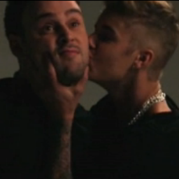 Main: @MrsJassyBiebs
