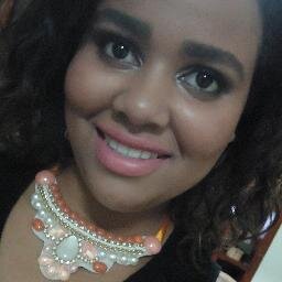 Sou uma menina meiga, uma garota teimosa, uma mulher apaixonada pela vida, amante de minha família, e Cruzeiro Esporte Clube - MG de paixão, sz bj ;) .
Brasil