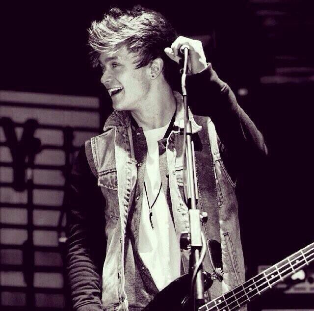 conibeg's profile picture. saved acc// my main is @troyetbh if ya wanna give me a follow back there i will love ya forever