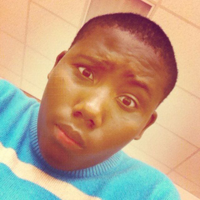 Birthdate 12/17 Name:Matthew Nickname:Matt    Im single