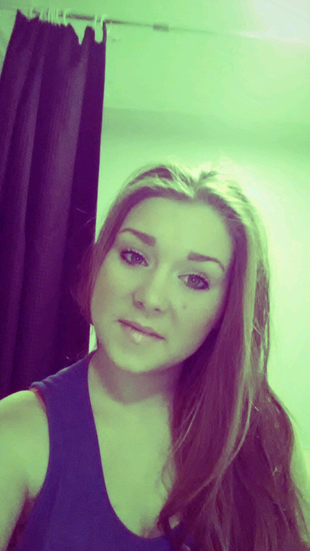 follow me and I will follow you back! BBM pin 7c643ebc