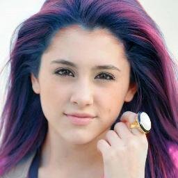 votearianagrande